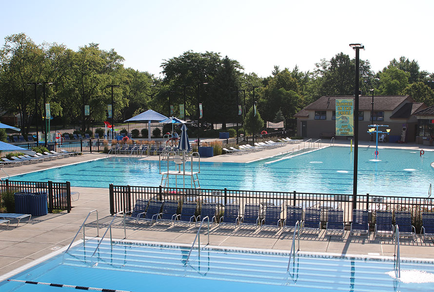 deerfield park district pools